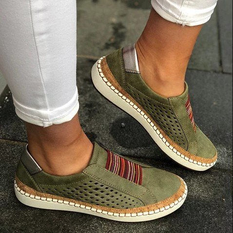 Women's Round-Toe Comfort Flats