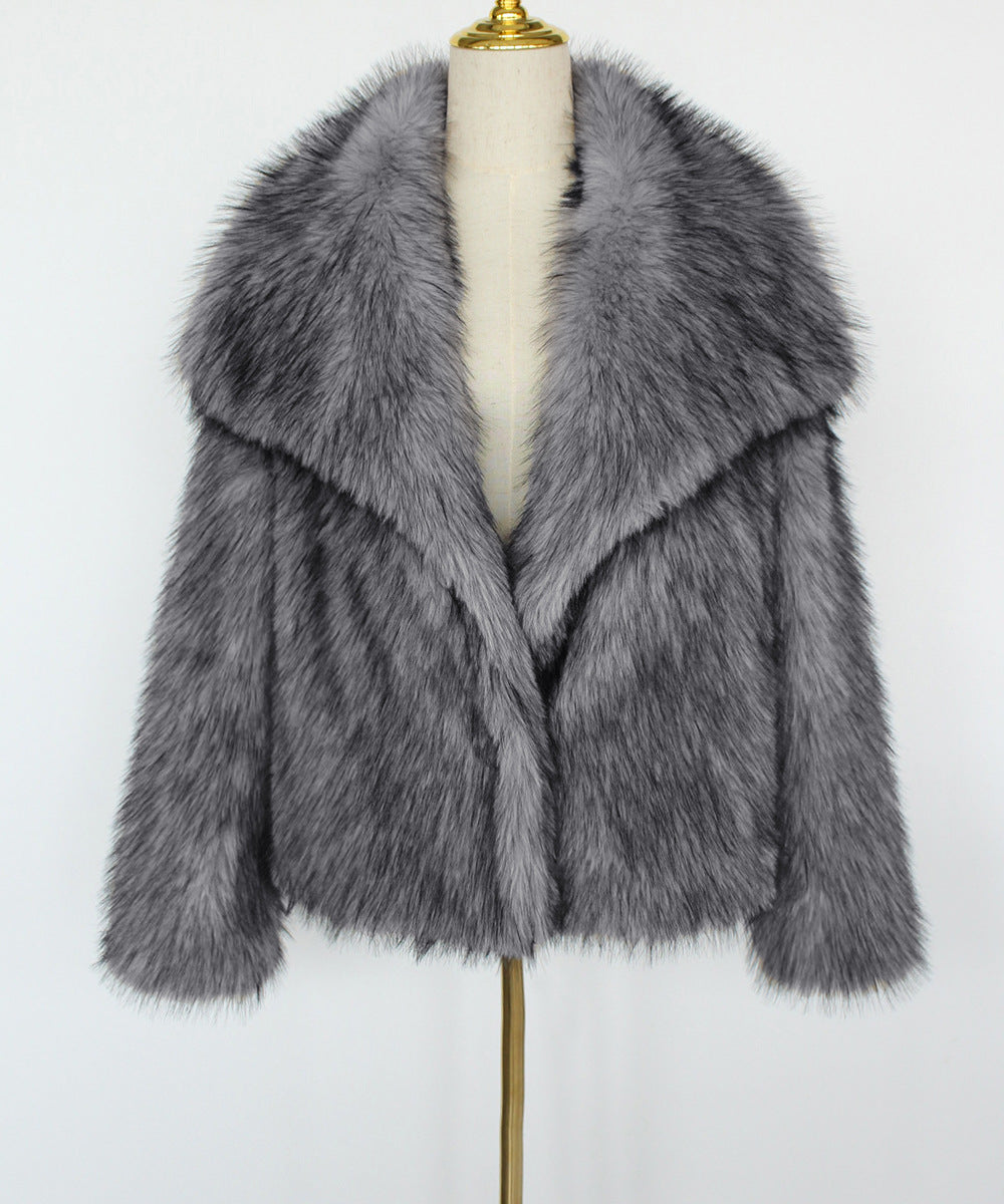 Women's Short Faux Fur Coat