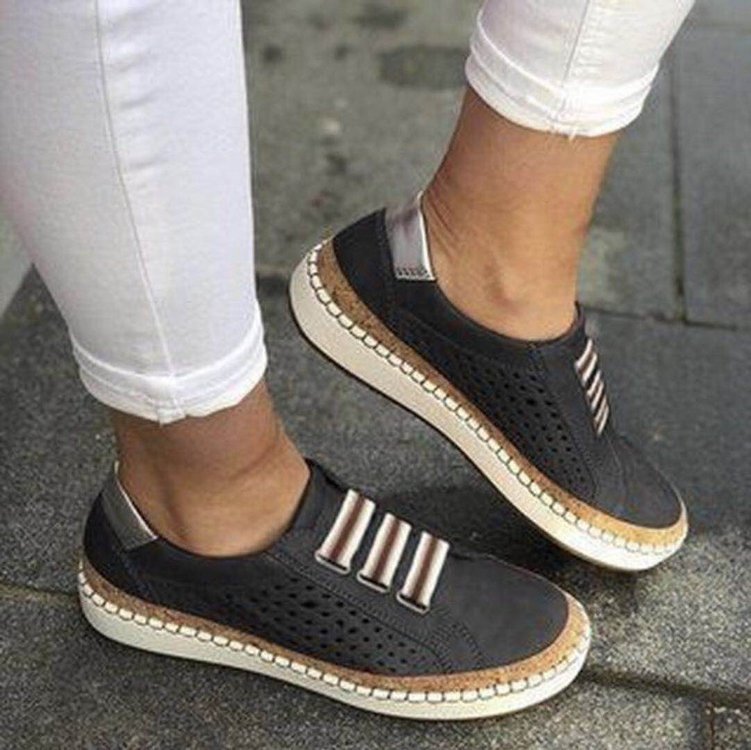 Women's Round-Toe Comfort Flats