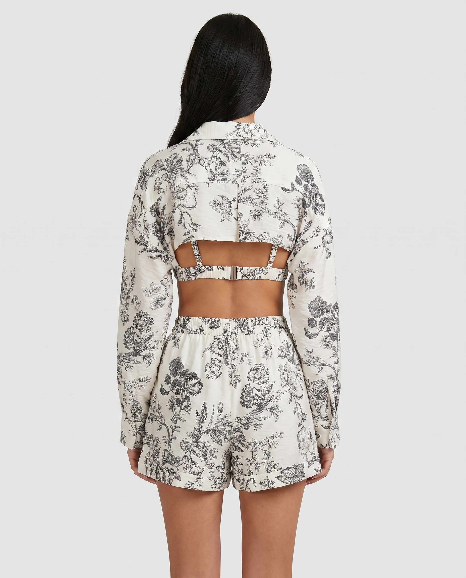 Floral print three-piece set, back view