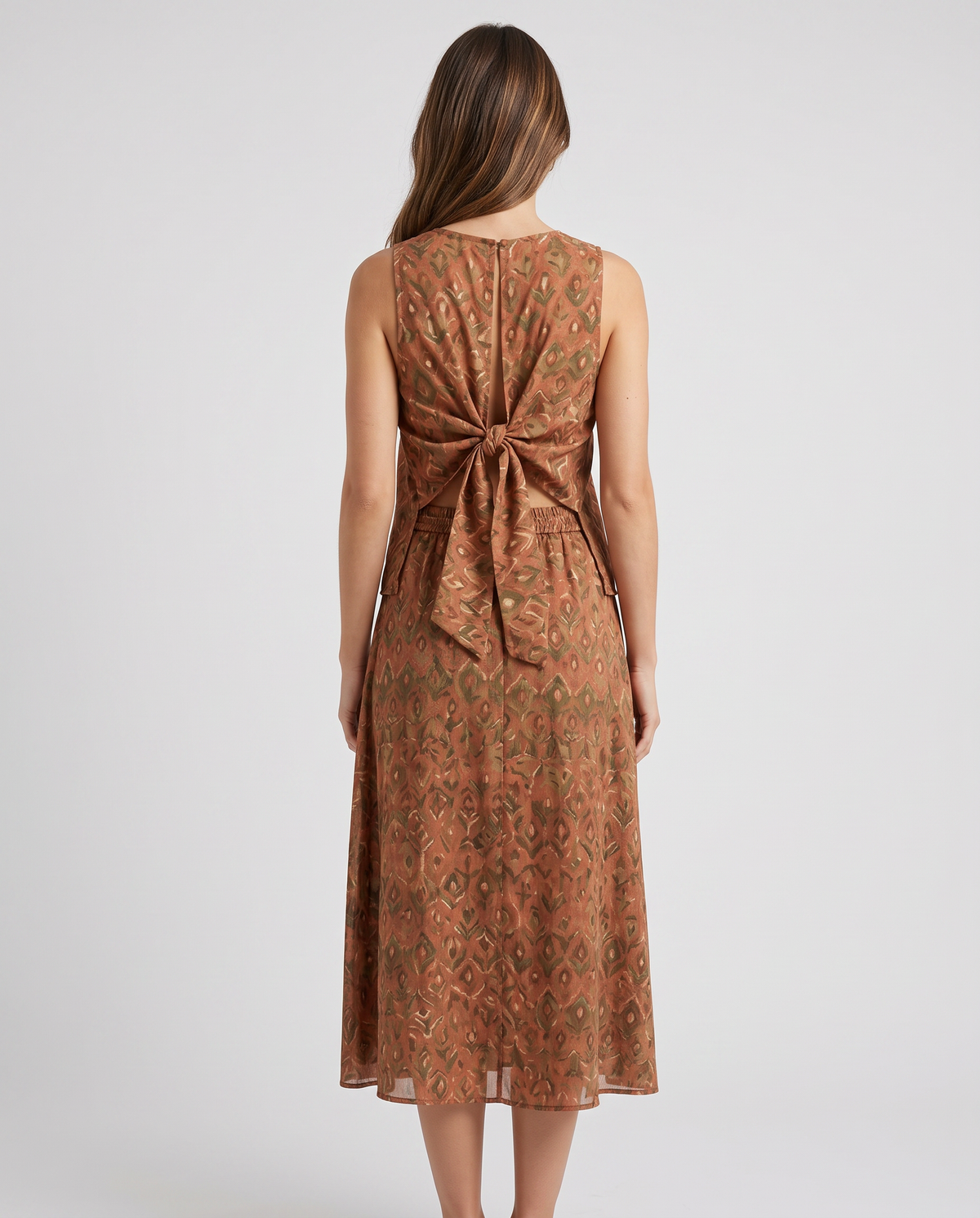 Printed sleeveless tie-back skirt set, back view