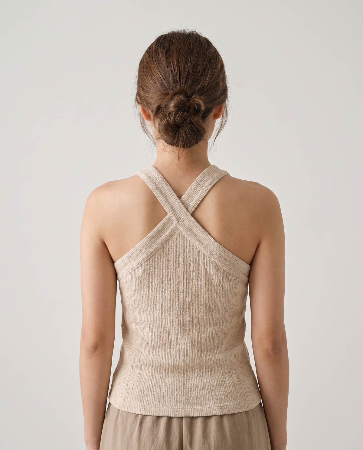 Cotton-linen crisscross halter tank top, back view