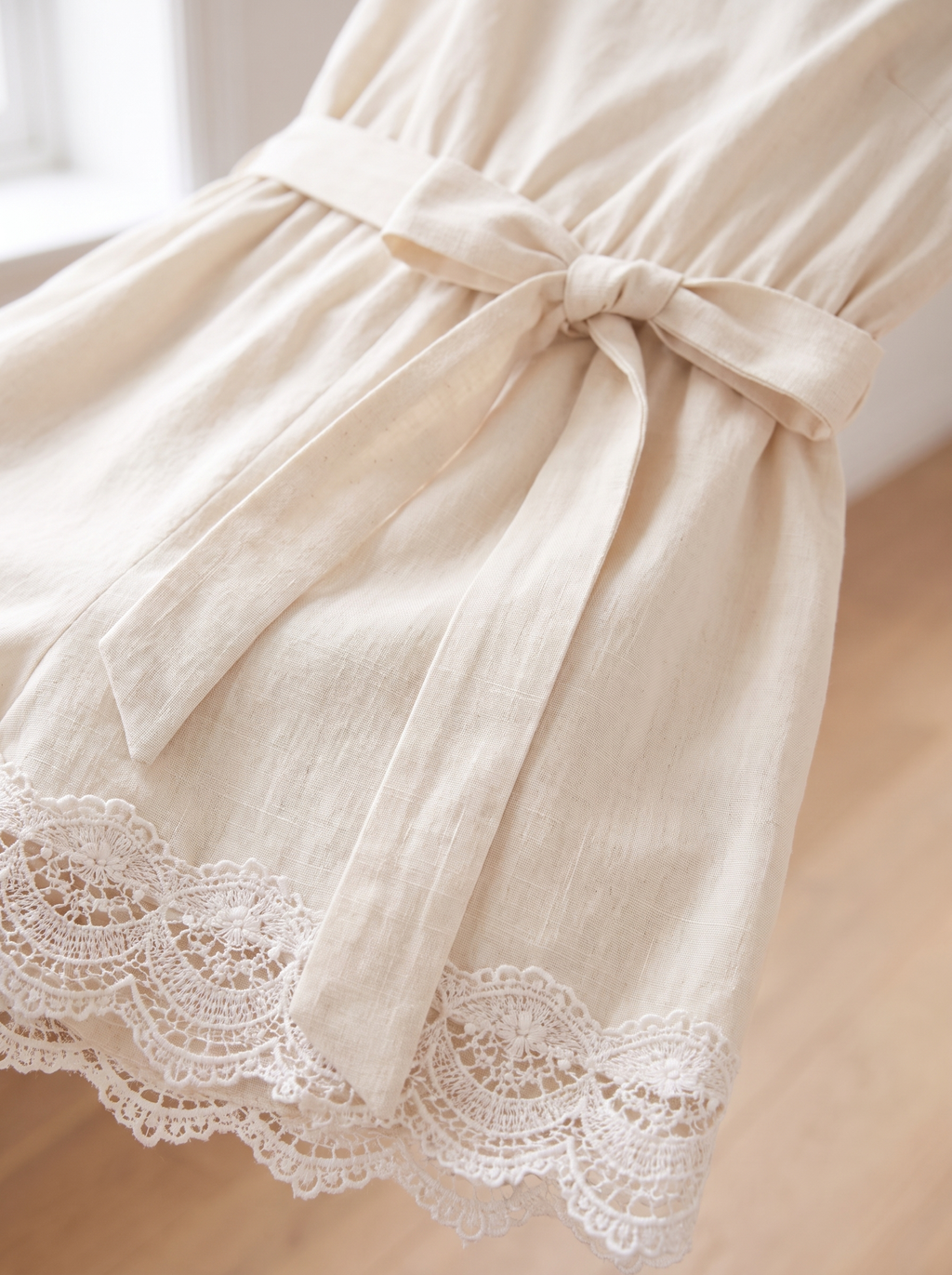 Lace hem and belt detail
