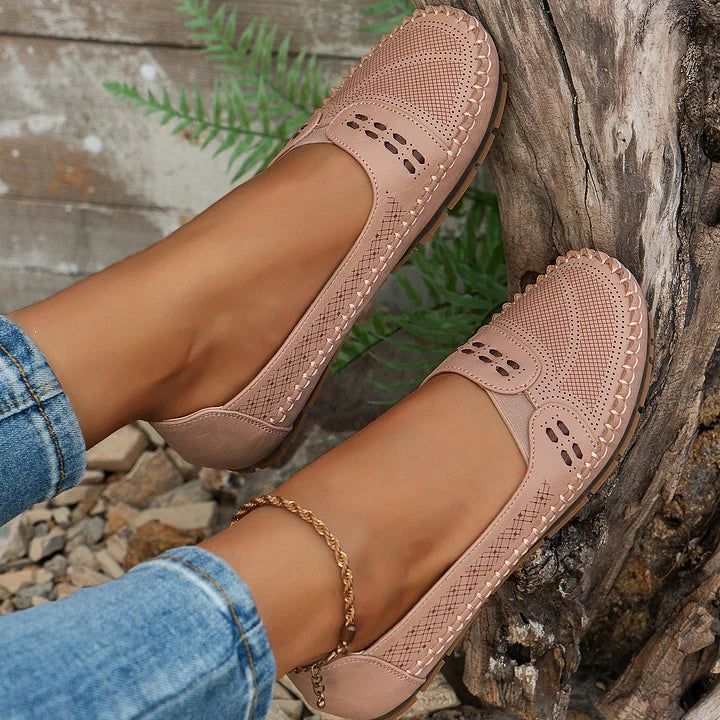 ELOWEN — Women's Perforated Whipstitch Flats