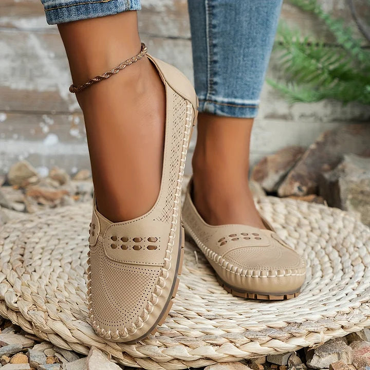 ELOWEN — Women's Perforated Whipstitch Flats