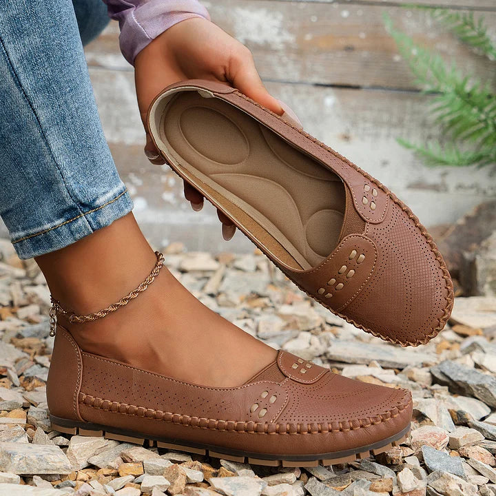 ELOWEN — Women's Perforated Whipstitch Flats