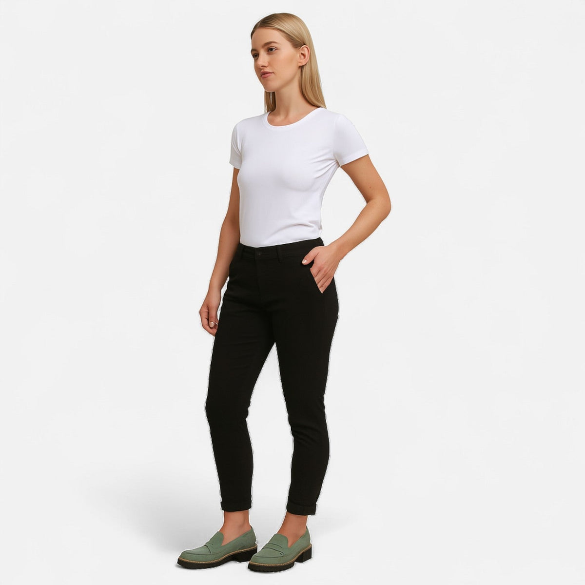 HARLOW — Women's Moc Toe Lug Sole Loafers